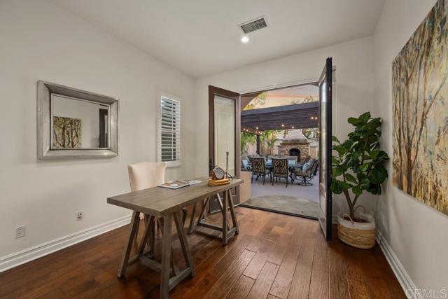 7845 Caminito Camelia, San Diego CA: https://media.crmls.org/mediaz/91087618-075c-4241-90cd-632ffca29c0a.jpg