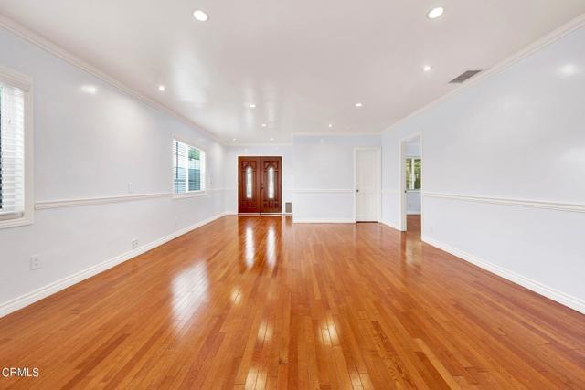 Detail Gallery Image 15 of 24 For 3330 Thorpe Ave, Los Angeles,  CA 90065 - 3 Beds | 2 Baths