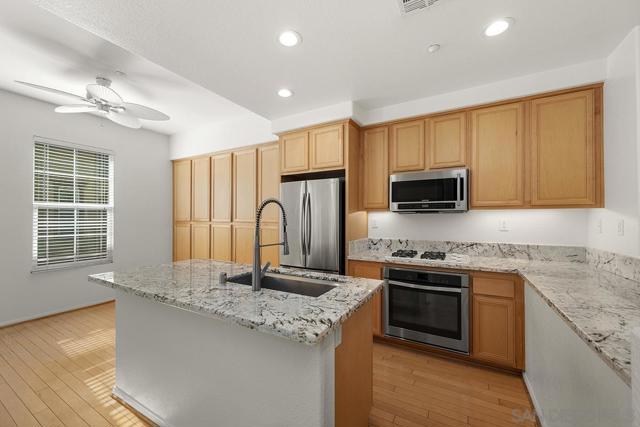 2788 Villas Way, San Diego CA: https://media.crmls.org/mediaz/9109c3fd-981b-4f70-96ea-8bc4af181627.jpg