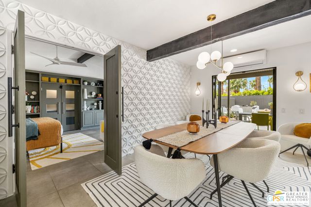 1251 E San Lorenzo Road, Palm Springs CA: https://media.crmls.org/mediaz/9109ee5e-0fe6-4a4a-86c3-3463bcd9c729.jpg
