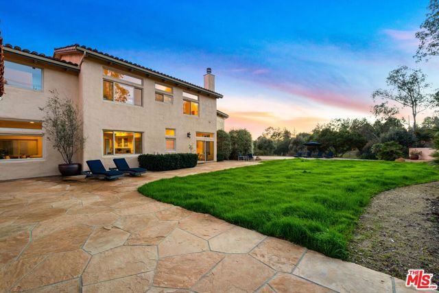 2175 Cold Canyon Road, Calabasas CA: https://media.crmls.org/mediaz/910a2e8a-1969-443a-bcb4-f6ecd0597007.jpg