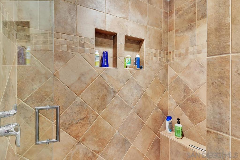 MLS #250030962SD img 33