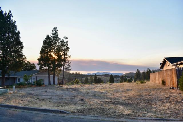 306 Woodridge Court, Weed CA: https://media.crmls.org/mediaz/910c6c5f-0d85-496e-b616-196af27a4efe.jpg