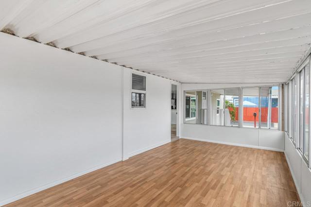 2950 Iris Ave, San Diego CA: https://media.crmls.org/mediaz/910c8ff1-f3f2-4a94-86f9-8c889ed0b85b.jpg
