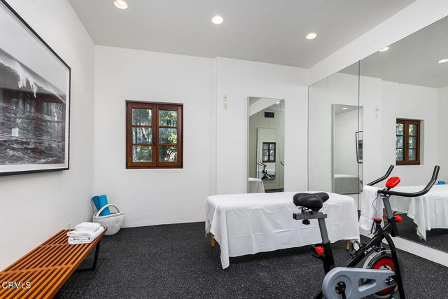 Detail Gallery Image 58 of 77 For 4144 Chevy Chase Dr, La Canada Flintridge,  CA 91011 - 5 Beds | 4/4 Baths