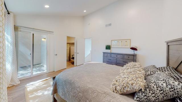 2 Morning Sun Court, Mountain View CA: https://media.crmls.org/mediaz/910d0c56-ac10-4e52-8de7-a38d9f0521d0.jpg