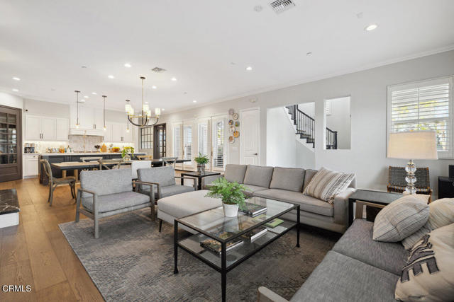 4111 Adriatic Street, Oxnard CA: https://media.crmls.org/mediaz/910d57b6-5e45-4310-b01d-a8f983b1982e.jpg