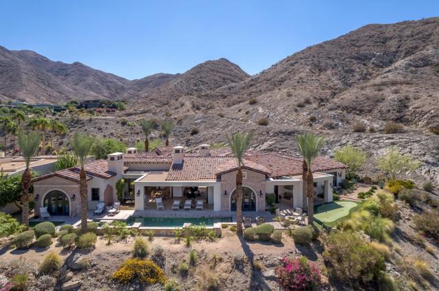 31 Hillcrest Drive, Rancho Mirage CA: https://media.crmls.org/mediaz/910f0ce0-b863-4864-ade9-273e27db3a6f.jpg