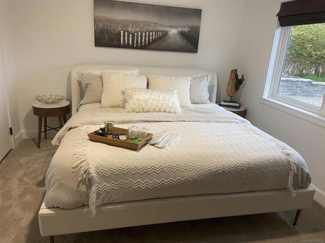455 Glenncrest Dr, Solana Beach CA: https://media.crmls.org/mediaz/910f378b-3fec-44e0-af17-7580327ac0a3.jpg
