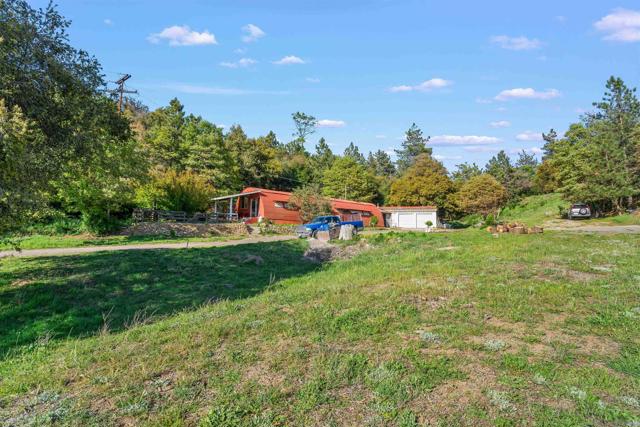 2464 Wynola Rd, Julian CA: https://media.crmls.org/mediaz/910fc562-7126-4027-bfd8-5f0ed09dfaa2.jpg