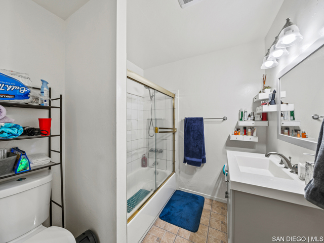5949 Alleghany ST, San Diego CA: https://media.crmls.org/mediaz/91116158-5625-40ba-b2d5-0a7491274242.jpg