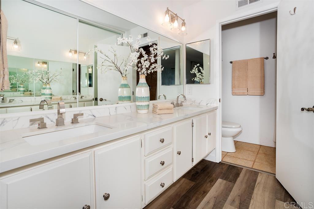 209 Rodney - photo 11