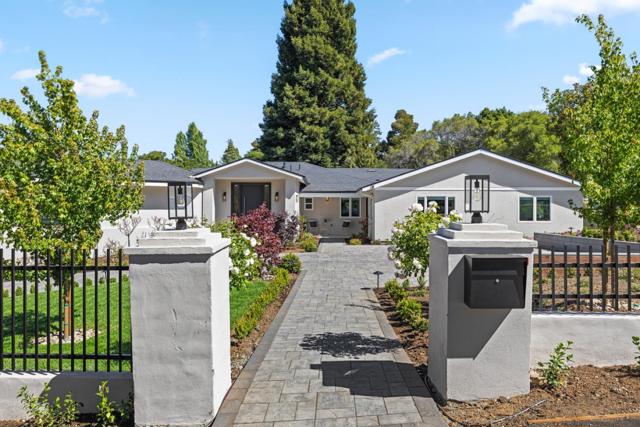 785 Pullman Road, Hillsborough CA: https://media.crmls.org/mediaz/911205ec-2189-43b6-a952-5812a798304f.jpg