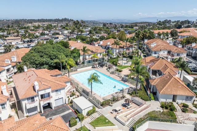 Detail Gallery Image 11 of 44 For 405 Stoney Point Way #96,  Oceanside,  CA 92058 - 2 Beds | 2 Baths