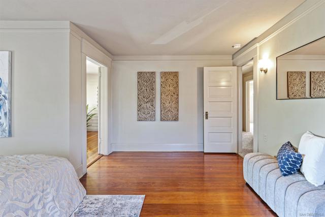 4229 Saint James Place, San Diego CA: https://media.crmls.org/mediaz/9113452e-f69c-4de0-8a17-fdba95d72709.jpg