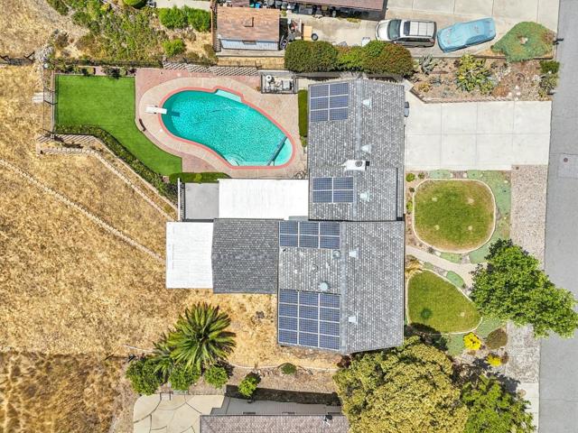 17365 Oak Leaf Drive, Morgan Hill CA: https://media.crmls.org/mediaz/91139cec-4a41-414d-ab30-32eda1ef499c.jpg