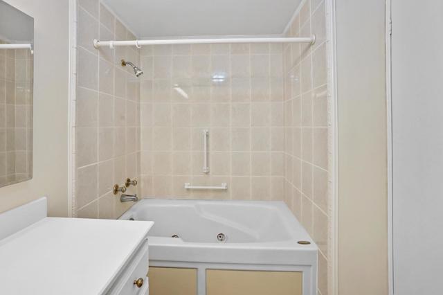7 Seashell Circle, Half Moon Bay CA: https://media.crmls.org/mediaz/9113b788-23d8-4a9c-ba25-961ac33137b2.jpg