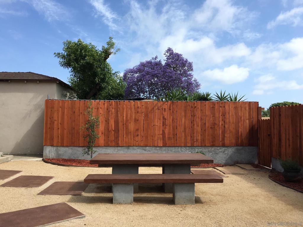 2568 Violet St - photo 10