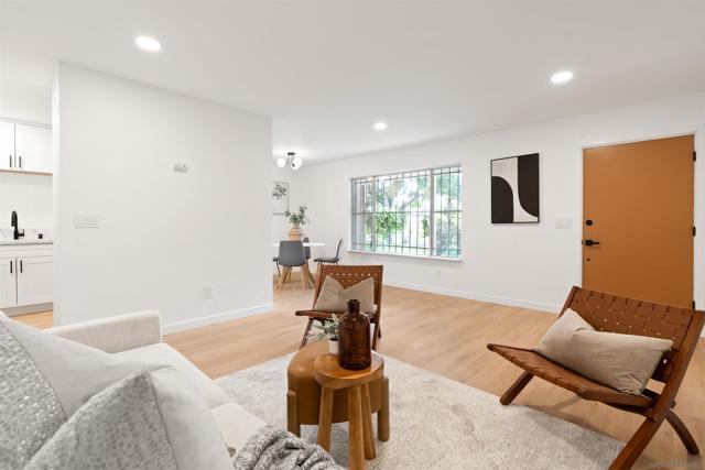 540 Oakdale Ln, El Cajon CA: https://media.crmls.org/mediaz/9114b3d6-c493-49d1-80cd-9d9b608dea94.jpg