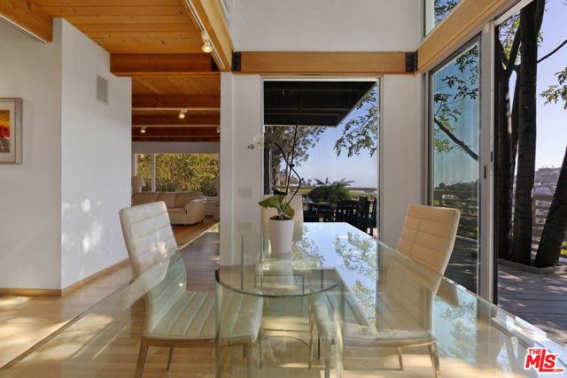 2753 Nichols Canyon Road, Los Angeles CA: https://media.crmls.org/mediaz/911552cf-8276-49f5-946b-d504be4fe82e.jpg