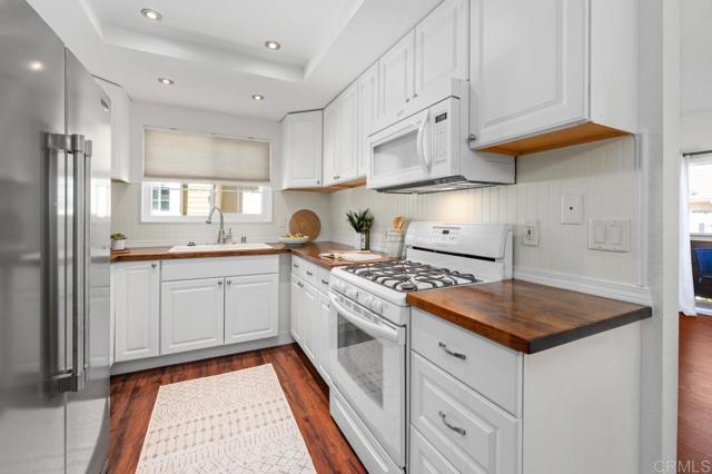 Detail Gallery Image 16 of 34 For 10170 Palm Glen Dr #46,  Santee,  CA 92071 - 2 Beds | 2 Baths