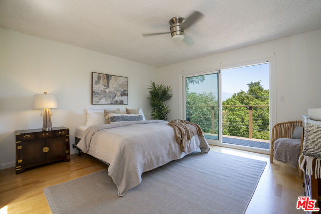 353 Mavis Drive, Los Angeles CA: https://media.crmls.org/mediaz/9115fcd8-e21c-4383-a9f2-0e9732bde4b0.jpg