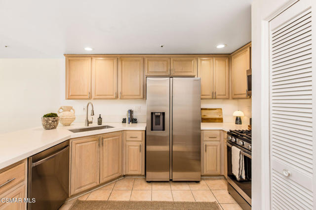 Drew Fenton | 11920 Goshen Avenue Los Angeles CA | MLS: 7420795 Drew Fenton | 11920 Goshen Avenue Los Angeles CA | MLS: 7420795