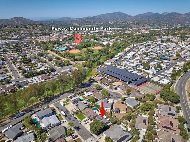 12835 Reo Real Dr, Poway CA: https://media.crmls.org/mediaz/91165682-661a-42ab-8132-89ef6b655d27.jpg