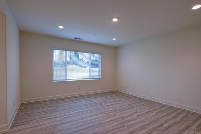 2981 Orchard Glen, Escondido CA: https://media.crmls.org/mediaz/9116c27b-f380-42a0-8c3e-11f89d80f5bc.jpg