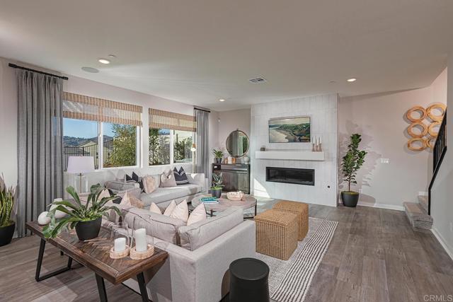 Detail Gallery Image 7 of 10 For 7636 Acama St, San Diego,  CA 92126 - 4 Beds | 3 Baths