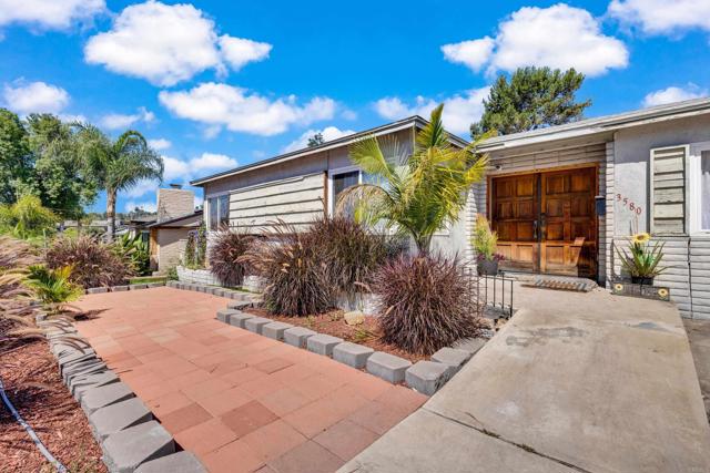 Detail Gallery Image 1 of 1 For 3580 Trophy Dr, La Mesa,  CA 91941 - 3 Beds | 2 Baths