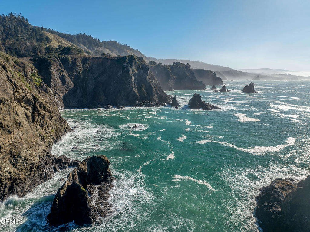 https://media.crmls.org/mediaz/9119a6c5-a2ff-4ef7-afc4-ea36932f3b8b.jpg?preset=X-Large