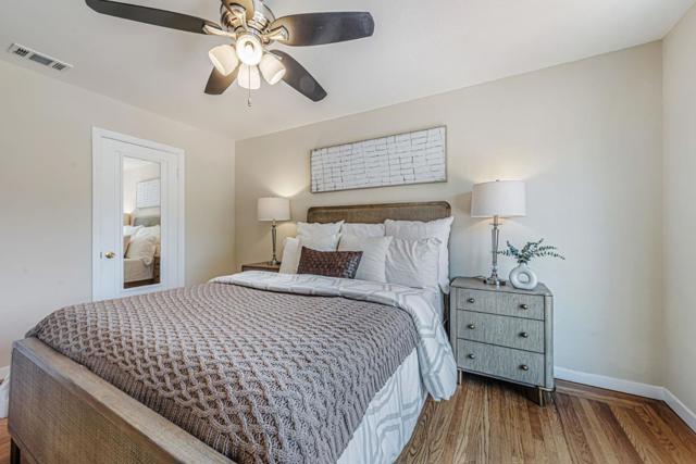 1359 Madera Avenue, Menlo Park CA: https://media.crmls.org/mediaz/9119b375-db5b-406b-93ed-08b1bb983bd8.jpg