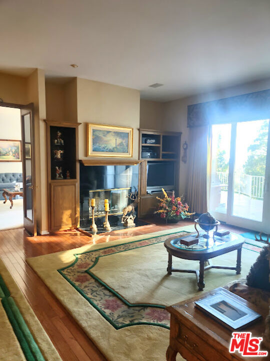 361 Redtail Hawk Lane, Lake Arrowhead, CA 92352