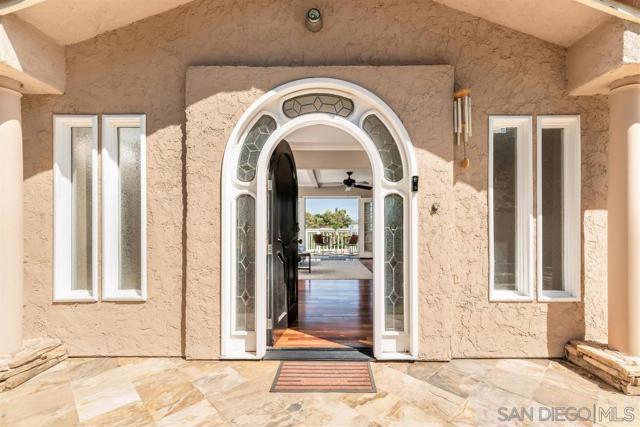 Details for 4275 Crestview Dr, La Mesa, CA 91941
