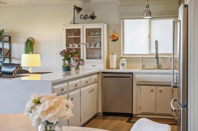 630 Terry Street, Monterey CA: https://media.crmls.org/mediaz/911c0980-a7cc-45c6-91e8-04342f7c9a68.jpg