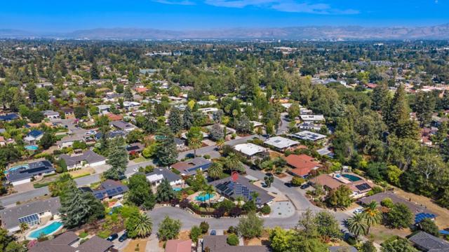 13001 Anza Drive, Saratoga CA: https://media.crmls.org/mediaz/911cdbb7-975d-4279-8533-e8ad639cdb31.jpg