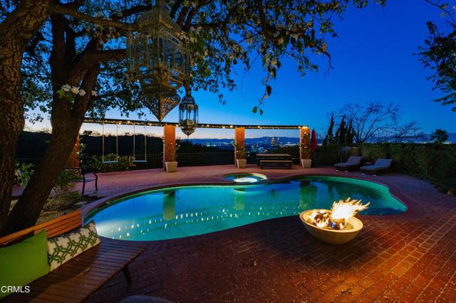 Detail Gallery Image 31 of 33 For 14593 Deervale Pl, Sherman Oaks,  CA 91403 - 4 Beds | 4 Baths