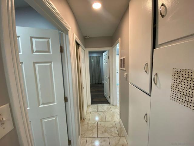 4384 Clairemont Dr, San Diego CA: https://media.crmls.org/mediaz/911e9eb2-c8fd-4a45-ac53-8291e749b110.jpg