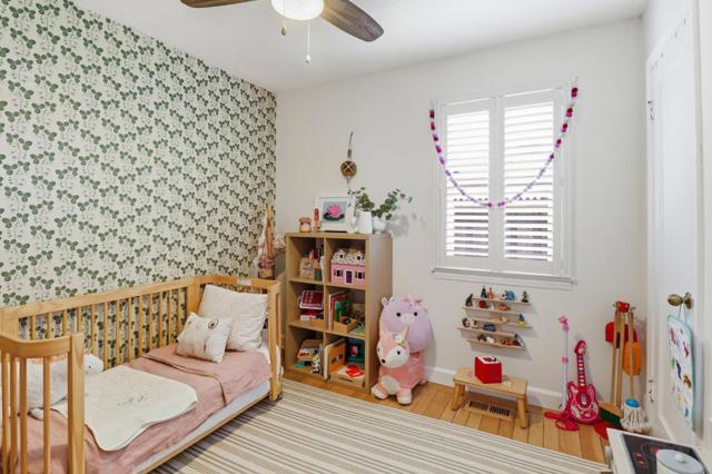 1931 James Avenue, Redwood City CA: https://media.crmls.org/mediaz/911f4ff2-73e1-4c6b-8f21-c6d79e247f78.jpg