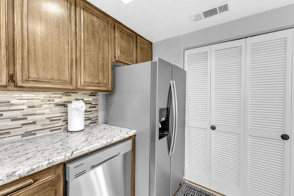 MLS #219139157DA image #16