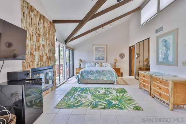 Image 23 of 35 For 835 D Ave  4