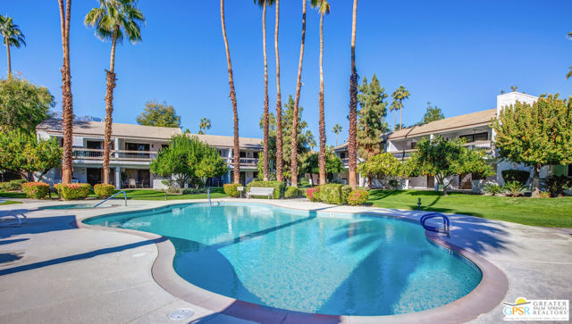 5205 E Waverly Drive, Palm Springs CA: https://media.crmls.org/mediaz/912038f8-f7dc-4779-ada4-018ffa4d64c6.jpg