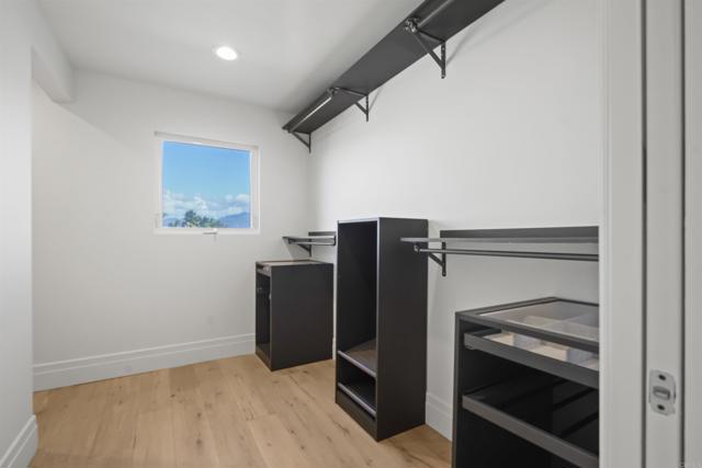 24611 Spadra Ln, Mission Viejo CA: https://media.crmls.org/mediaz/912052d5-cb5d-4a54-950c-a17e7157add6.jpg