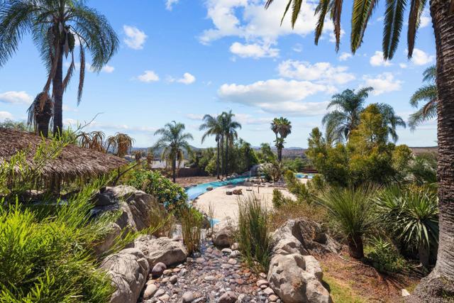 31121 Stardust Ln, Valley Center CA: https://media.crmls.org/mediaz/91207216-d04b-43e5-b106-0b30213e463b.jpg