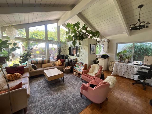2145 Park Boulevard, Palo Alto CA: https://media.crmls.org/mediaz/9120d054-795d-499d-b537-ea7766d77245.jpg