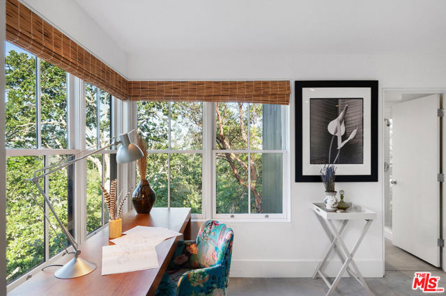 351 Wall Road, Napa CA: https://media.crmls.org/mediaz/91216a39-d17e-4158-b885-1f0e4cdac5c3.jpg