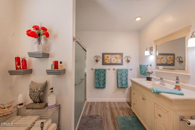 1288 S Rice Road, Ojai CA: https://media.crmls.org/mediaz/9122c8af-db07-445a-be92-d1d0909273cb.jpg