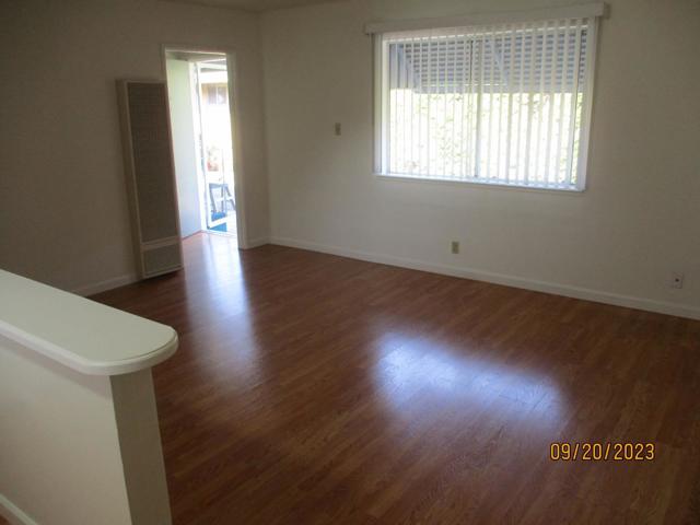 1680 Harrison Street, Santa Clara CA: https://media.crmls.org/mediaz/9122e8ce-bf75-4d6f-a1e3-0c83a4577a82.jpg