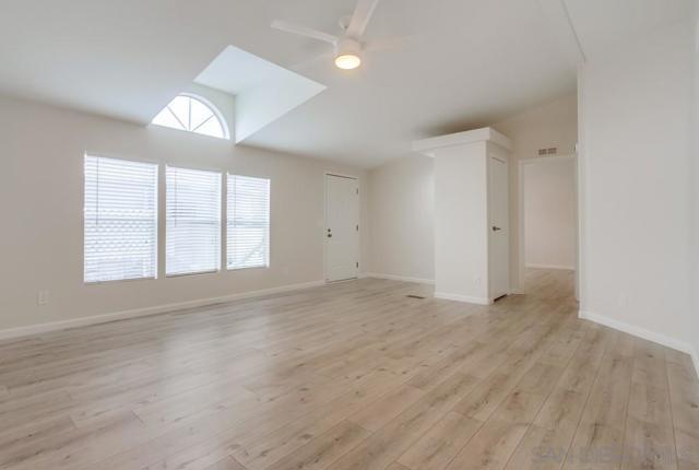 1010 E Bobier, Vista CA: https://media.crmls.org/mediaz/91232ba6-7110-43ba-aeed-455676d3acec.jpg